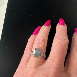 NWOT Mystic Topaz Ring - size 7 (C588)